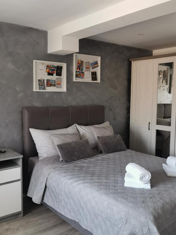 *Enjoy* Apartment Šibenik Екстериор снимка